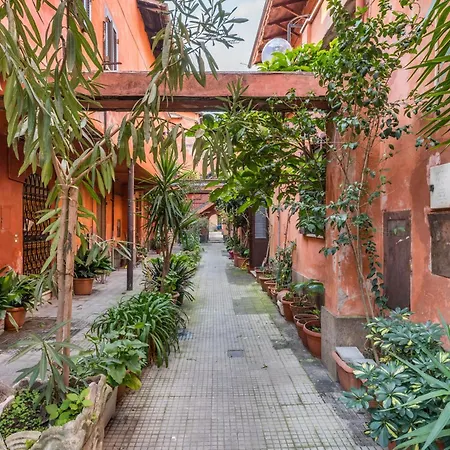 Famm - Charming Open Space In Trastevere Apartament *